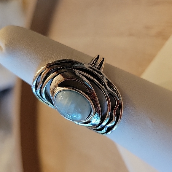 💥LAST ONE💥Eye of the Storm Blue Lace Agate Antiqued Silver Ring - Picture 9 of 9